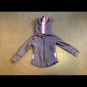 PEEKABOO beans hoodie size 4